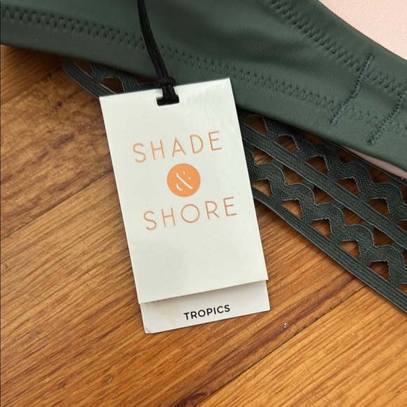 Shade & Shore dark green Bikini Top - Picture 2 of 6